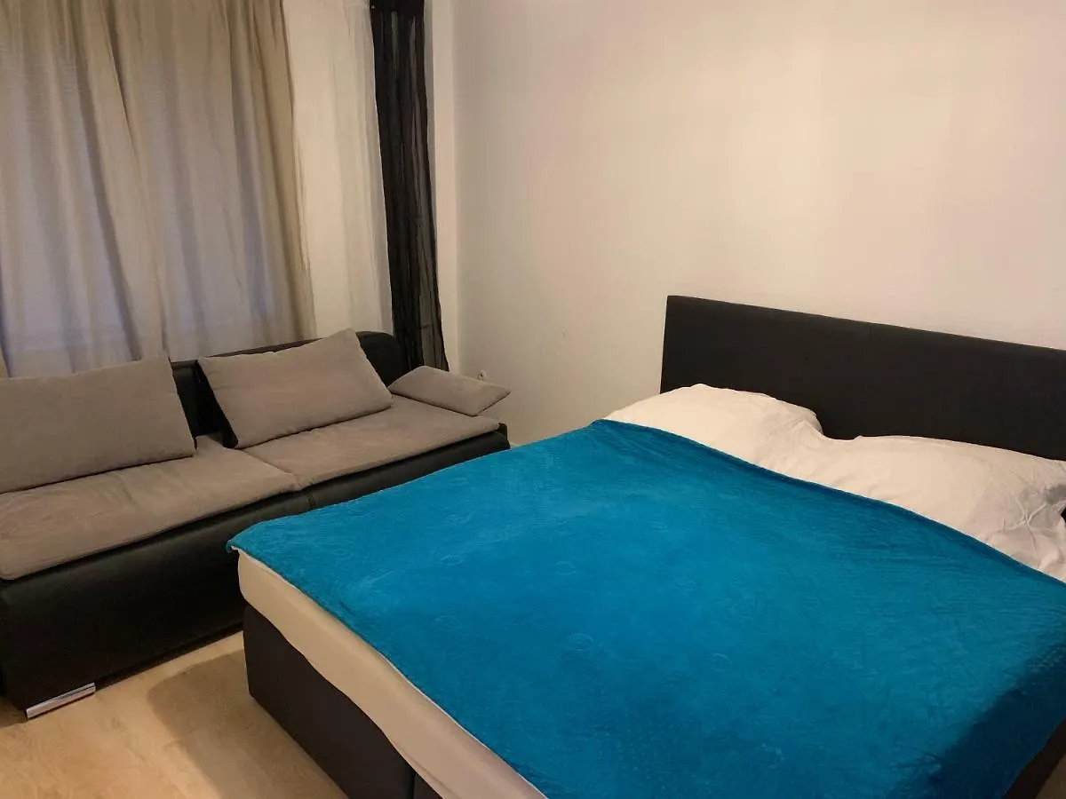 Altstadt Apartment Düsseldorf 0*,  Almanya